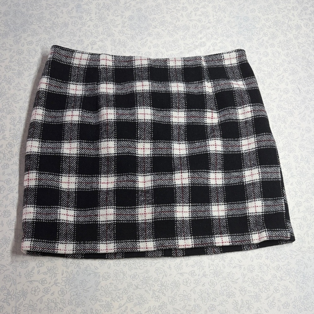 Forever 21 Black & White Plaid Mini Skirt – Lined – Size M Y2K